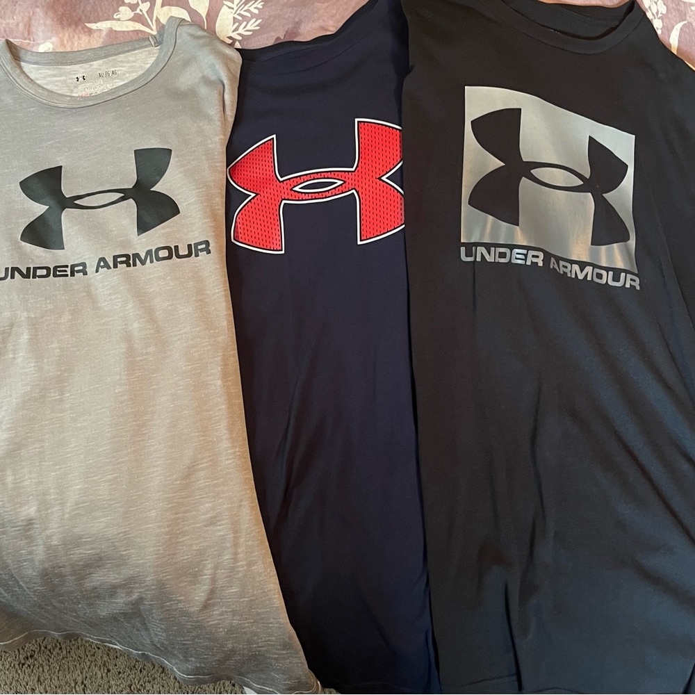 Three men’s XL Under Armour t shirts